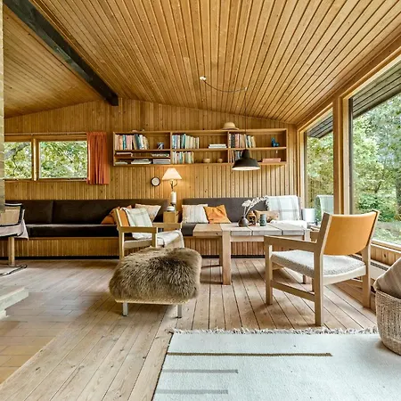 3 Bedroom Nice In *